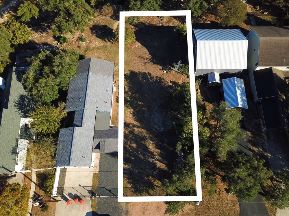 864 Lakebreeze Drive Canyon Lake, TX 78133