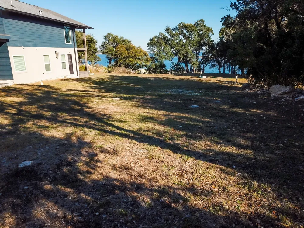 864 Lakebreeze Drive Canyon Lake, TX 78133