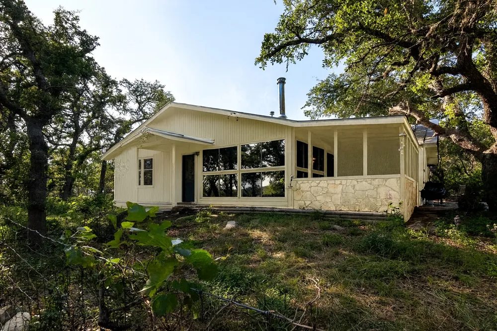 435 Spangenberg Road Blanco, TX 78623