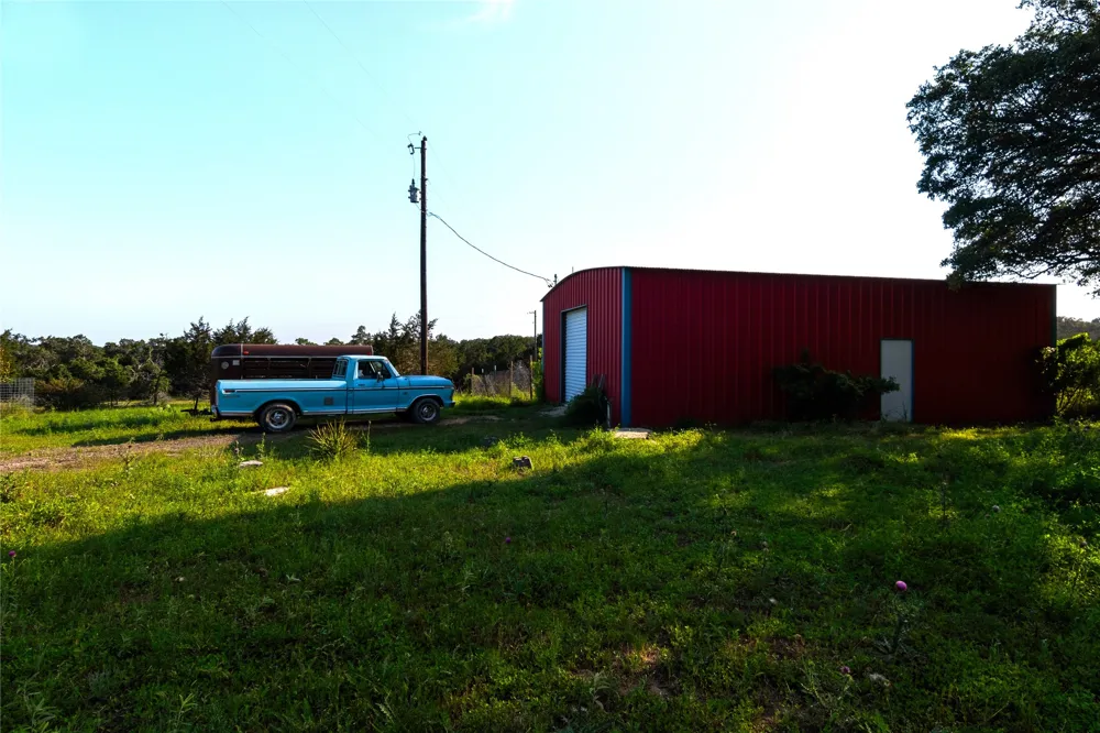 435 Spangenberg Road Blanco, TX 78623