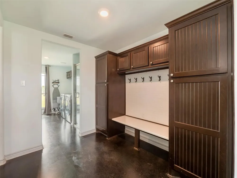 5840 County Road 202 Lampasas, TX 76550