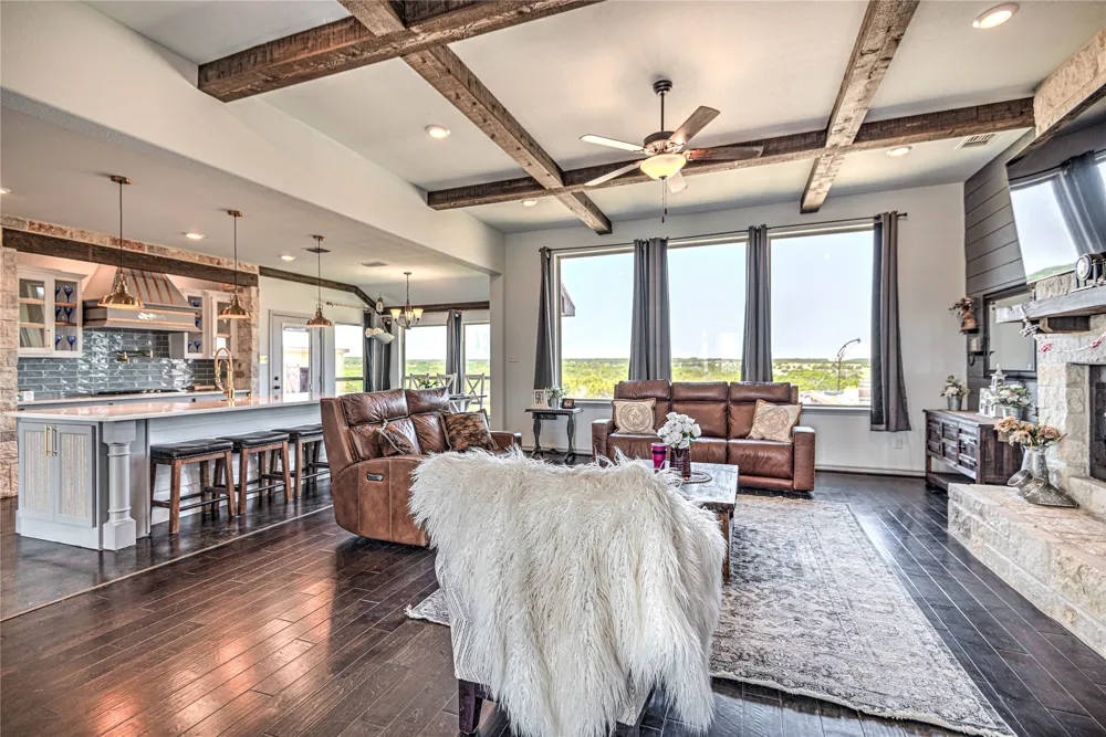 5840 County Road 202 Lampasas, TX 76550