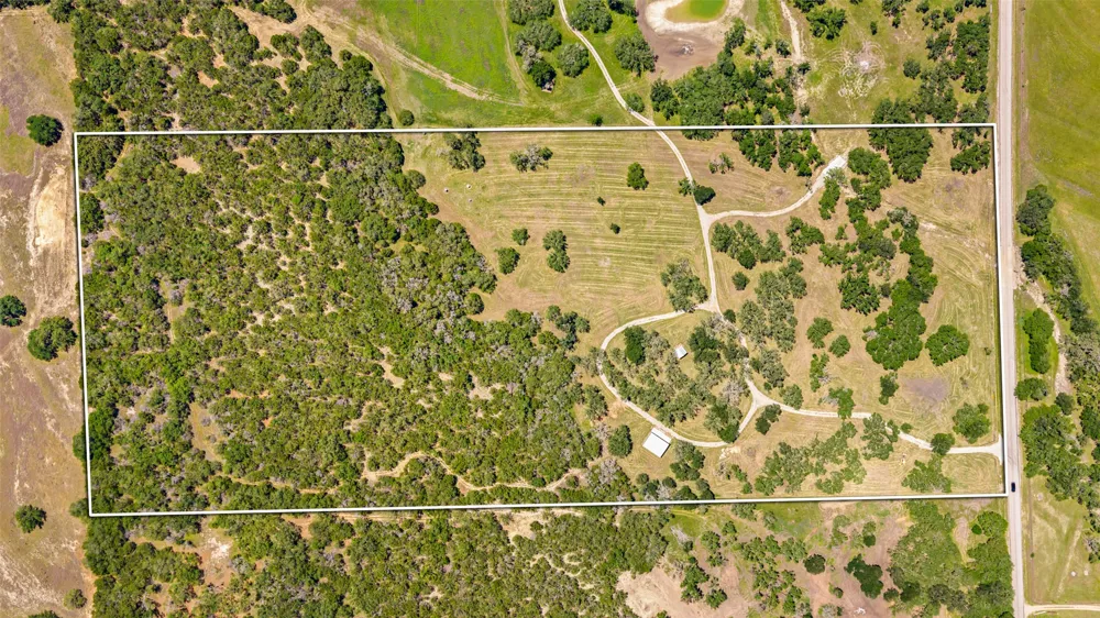 937 Flat Creek Road Johnson City, TX 78636