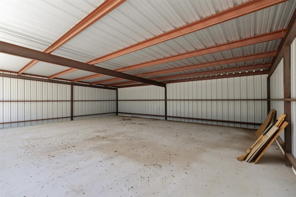 937 Flat Creek Road Johnson City, TX 78636