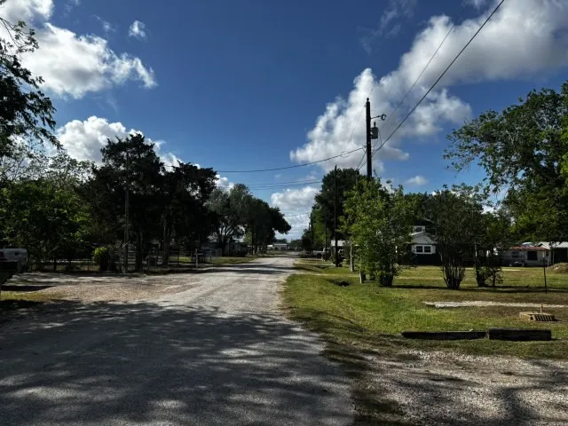 122 Rosa Street Edna, TX 77957