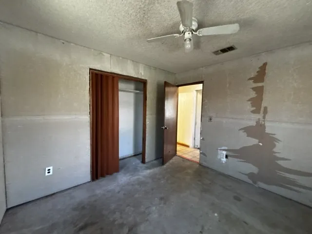 122 Rosa Street Edna, TX 77957