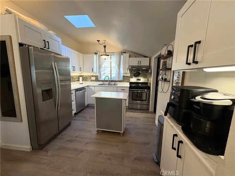 36750 Hilltop Mentone, CA 92359