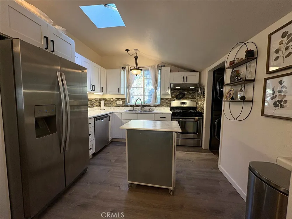 36750 Hilltop Mentone, CA 92359