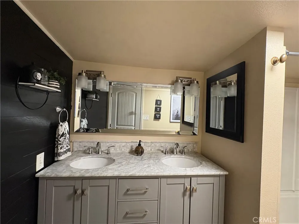36750 Hilltop Mentone, CA 92359