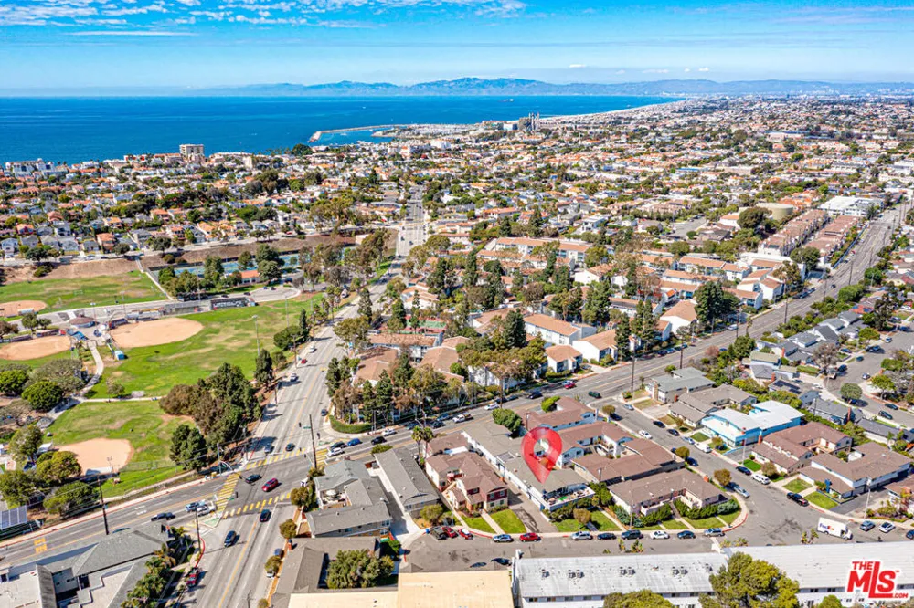 1110 Barbara Street Redondo Beach, CA 90277