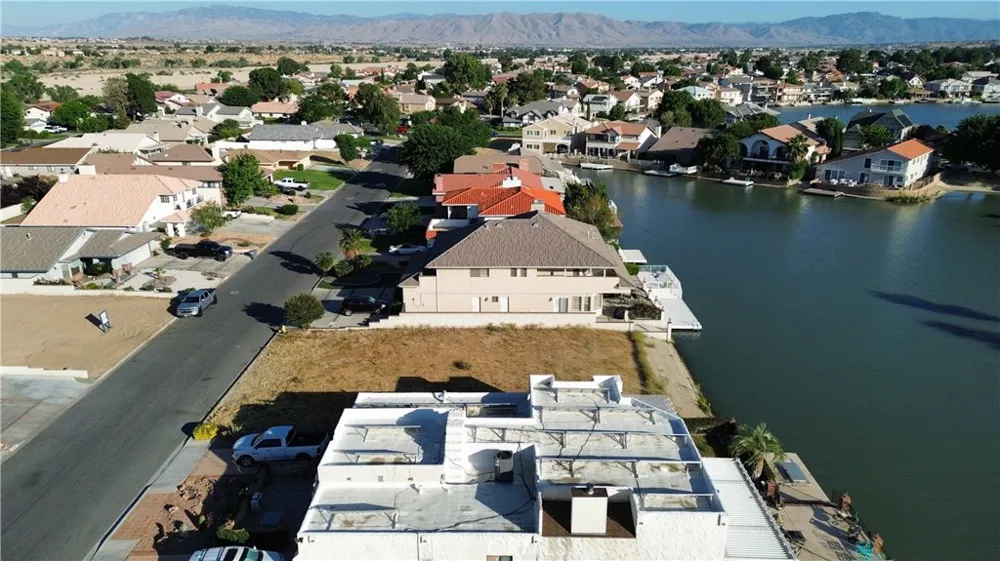 13480 Sea Gull Drive Victorville, CA 92395