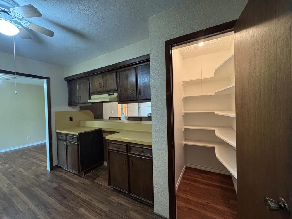 1609 Forrest Drive Wharton, TX 77488