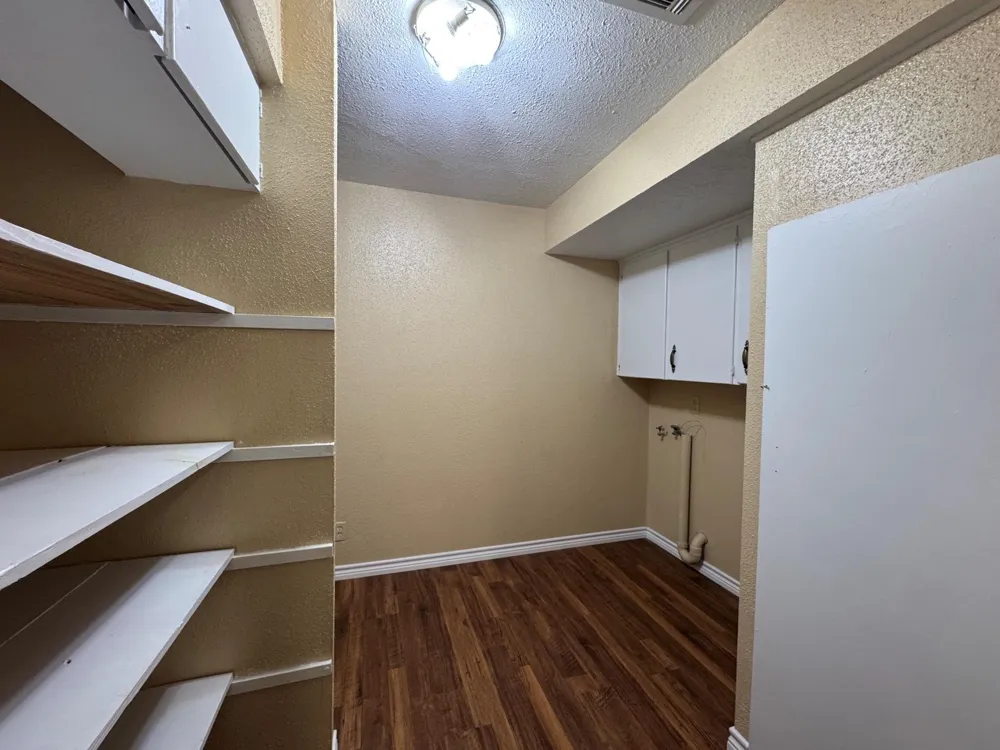 1609 Forrest Drive Wharton, TX 77488