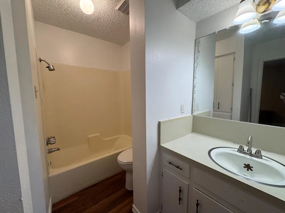 1609 Forrest Drive Wharton, TX 77488