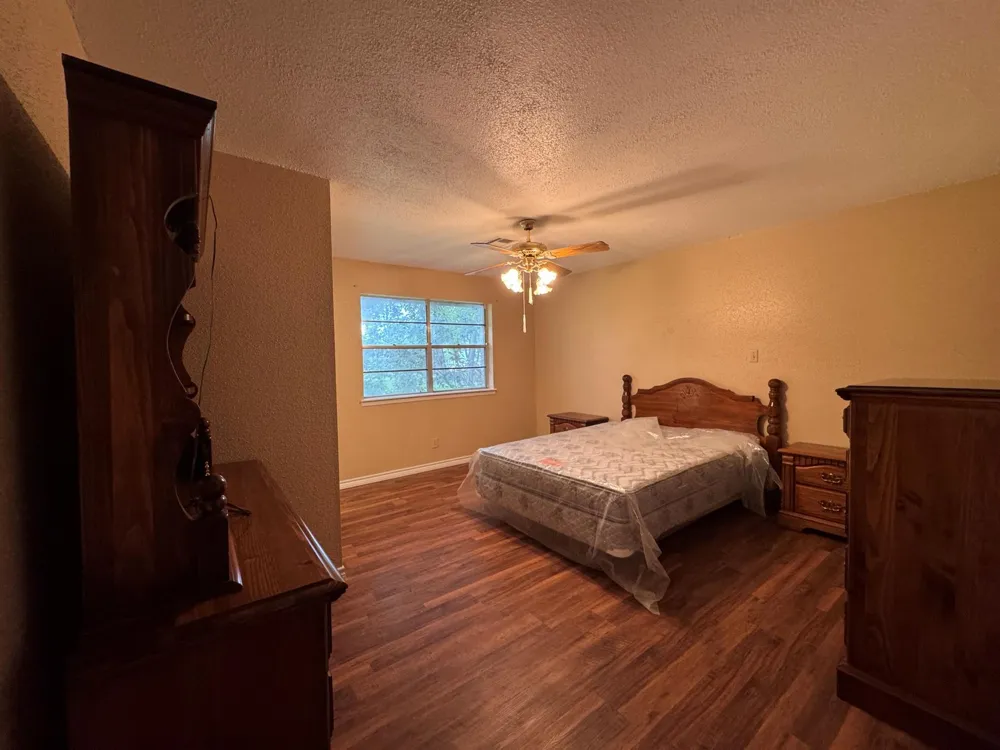 1609 Forrest Drive Wharton, TX 77488
