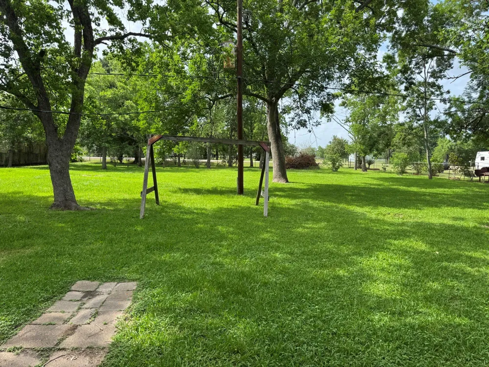 1609 Forrest Drive Wharton, TX 77488
