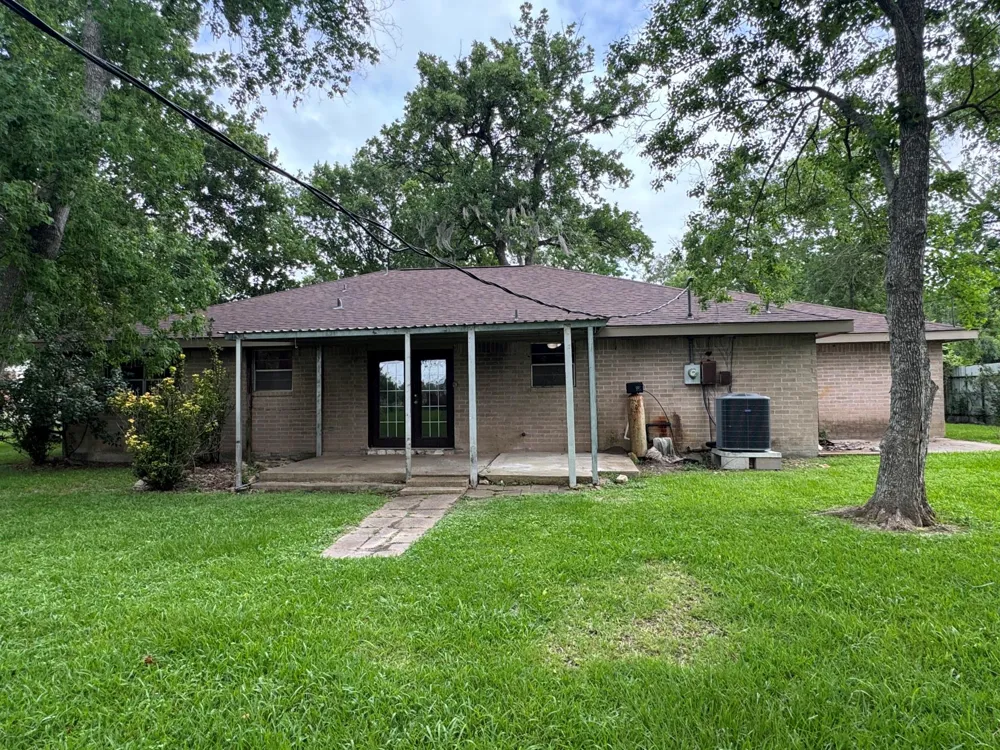 1609 Forrest Drive Wharton, TX 77488
