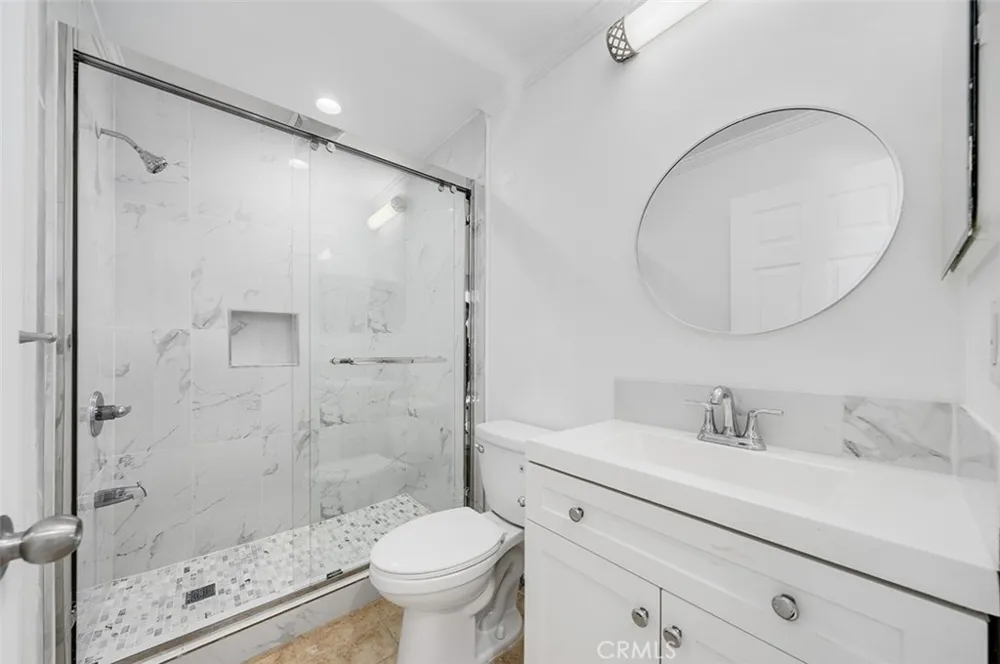 25792 Via Lomas #77 Laguna Hills, CA 92653