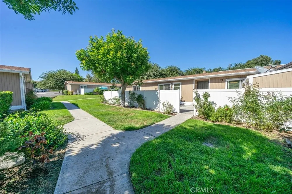 25792 Via Lomas #77 Laguna Hills, CA 92653