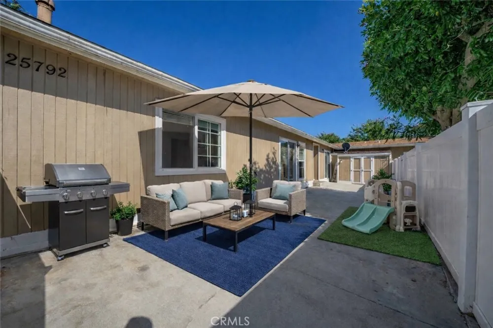 25792 Via Lomas #77 Laguna Hills, CA 92653