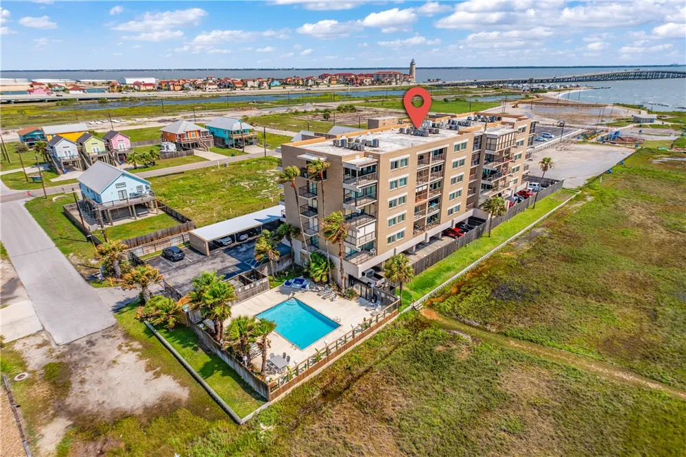 202 Reef Avenue #506 Corpus Christi, TX 78402