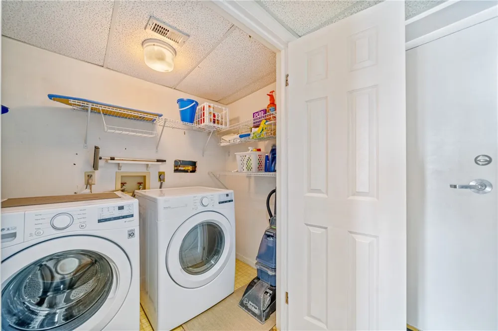202 Reef Avenue #506 Corpus Christi, TX 78402