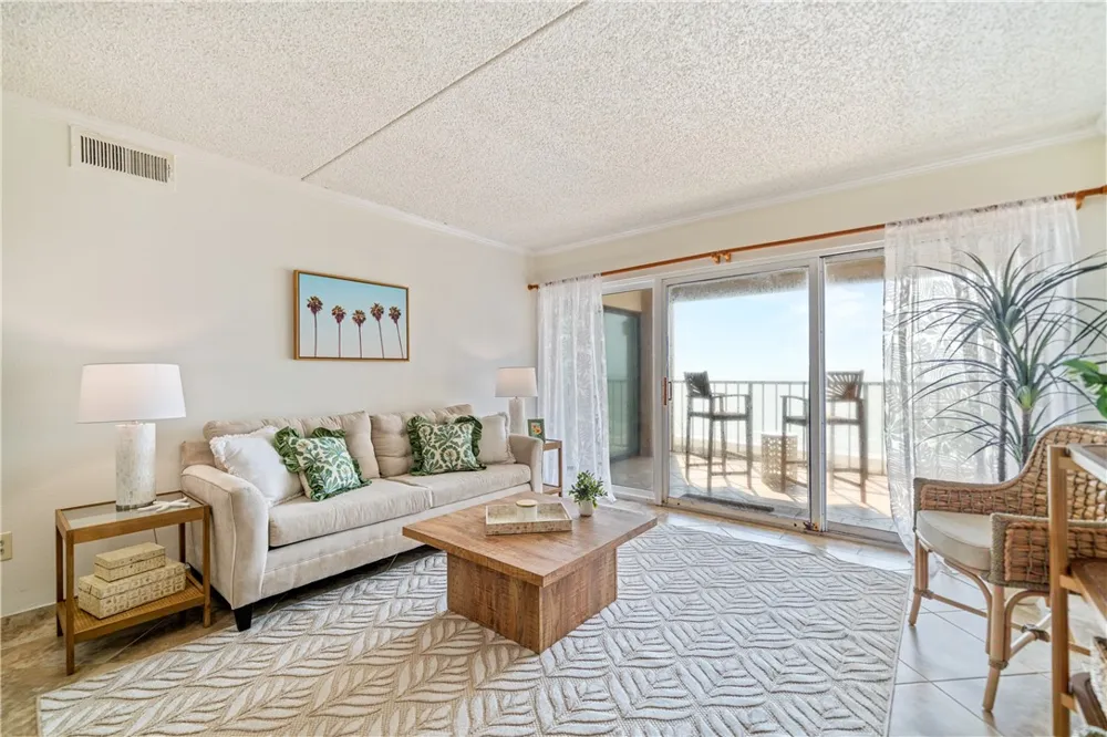 202 Reef Avenue #506 Corpus Christi, TX 78402
