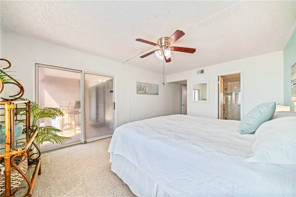 202 Reef Avenue #506 Corpus Christi, TX 78402