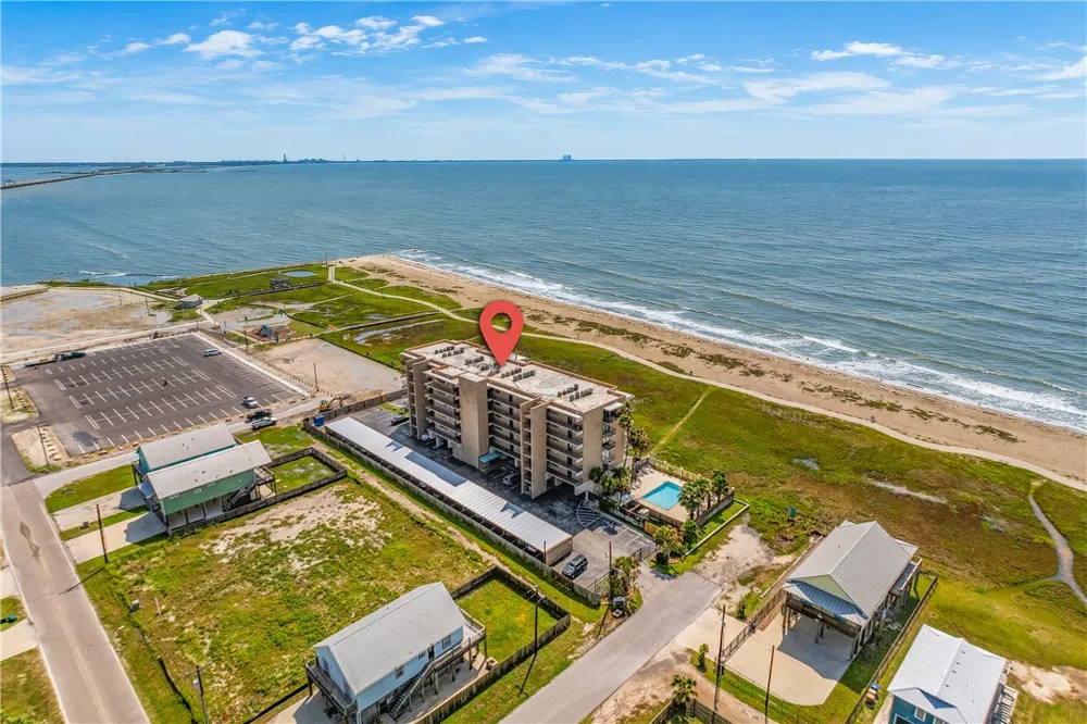 202 Reef Avenue #506 Corpus Christi, TX 78402