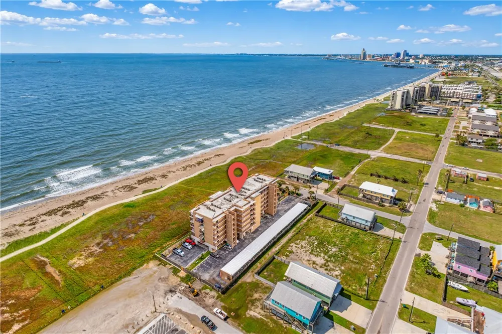 202 Reef Avenue #506 Corpus Christi, TX 78402