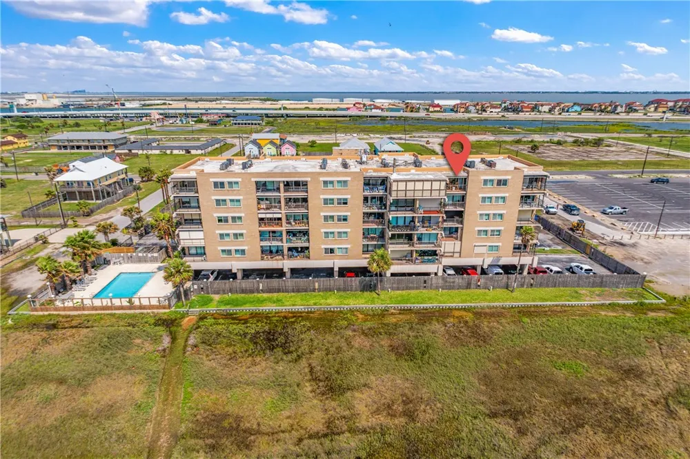 202 Reef Avenue #506 Corpus Christi, TX 78402