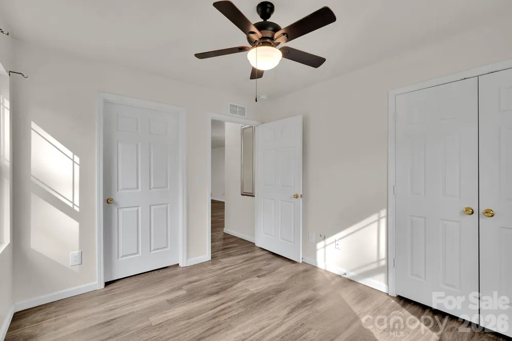 372 E Mills Avenue Mooresville, NC 28115