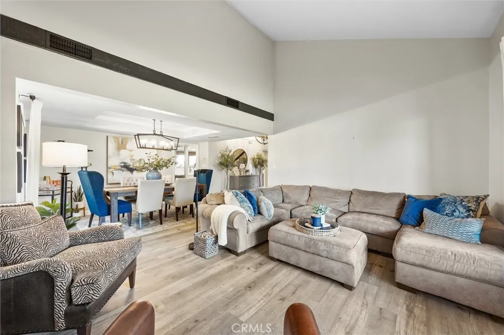 2000 Ashe #2 Bakersfield, CA 93309