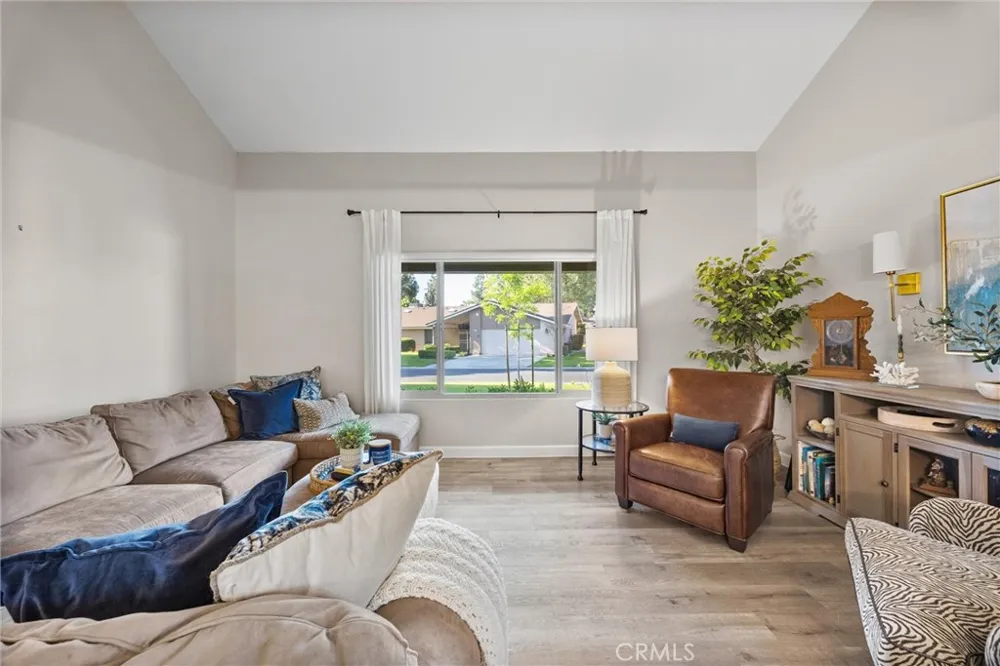 2000 Ashe #2 Bakersfield, CA 93309