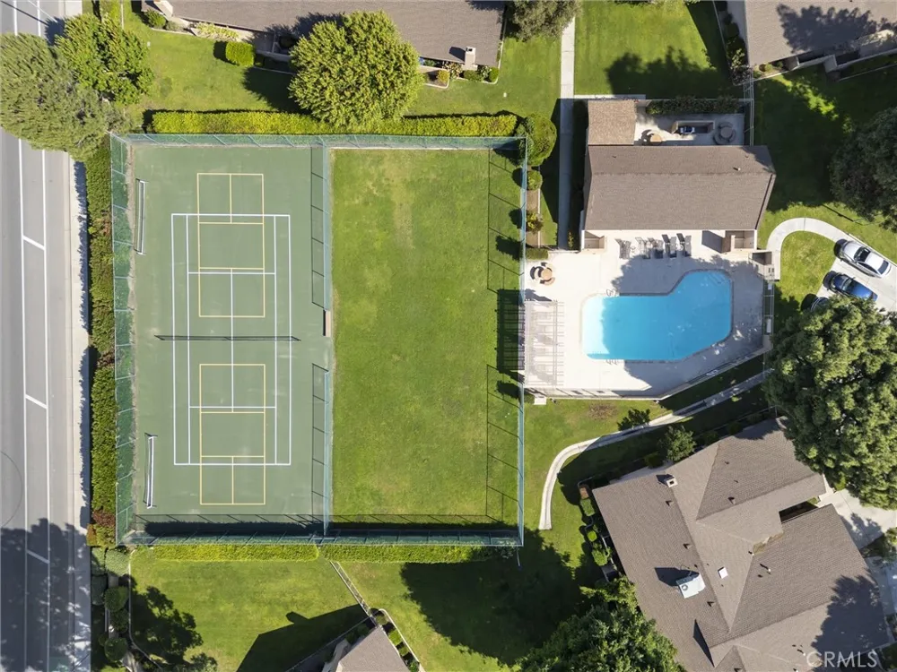2000 Ashe #2 Bakersfield, CA 93309