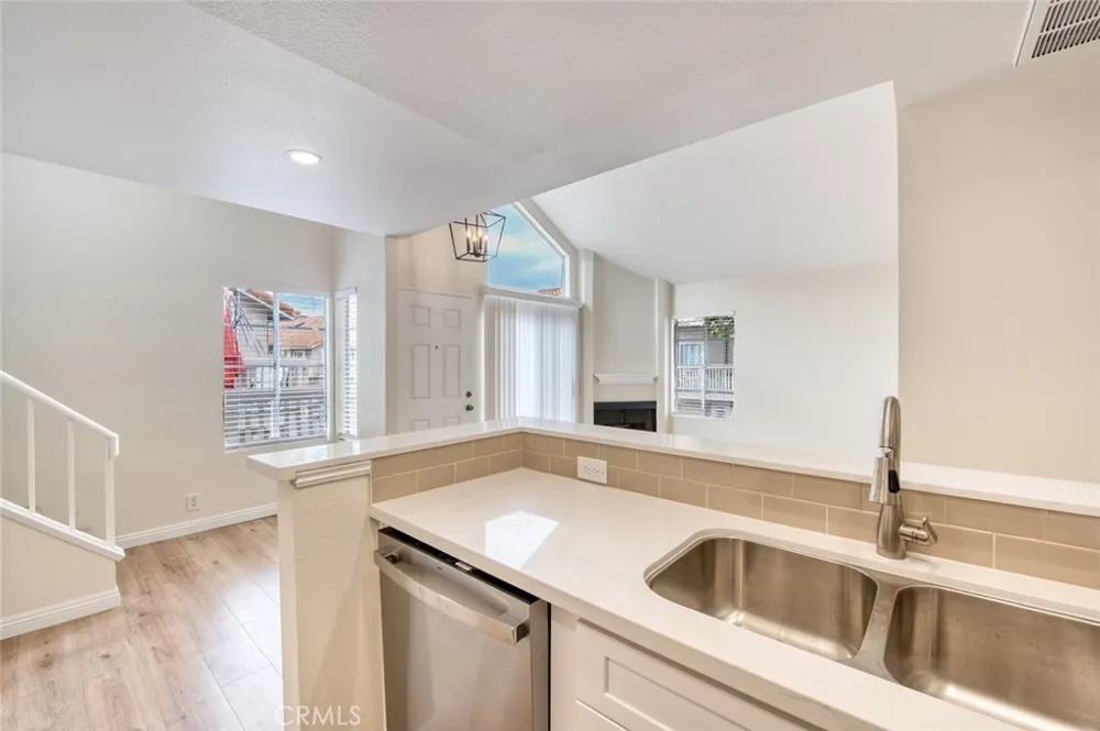 18948 Canyon Hill Trabuco Canyon, CA 92679