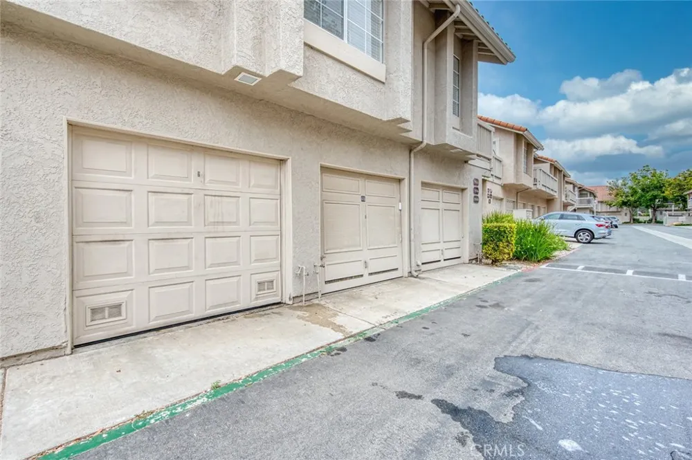 18948 Canyon Hill Trabuco Canyon, CA 92679
