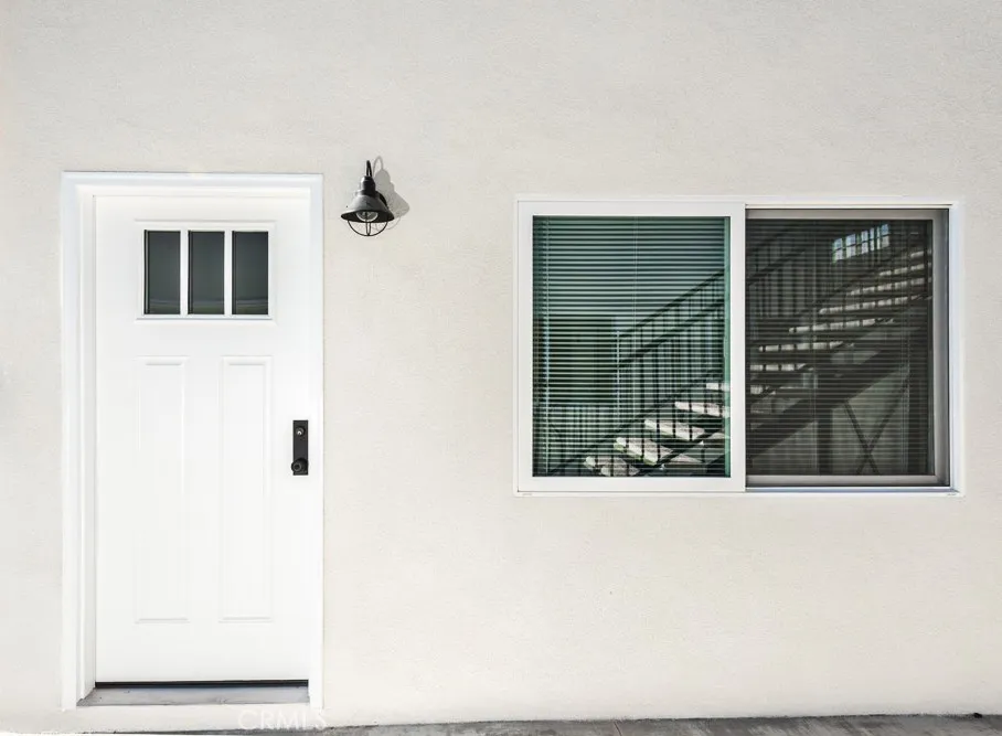 557 Olive Street #C Orange, CA 92867