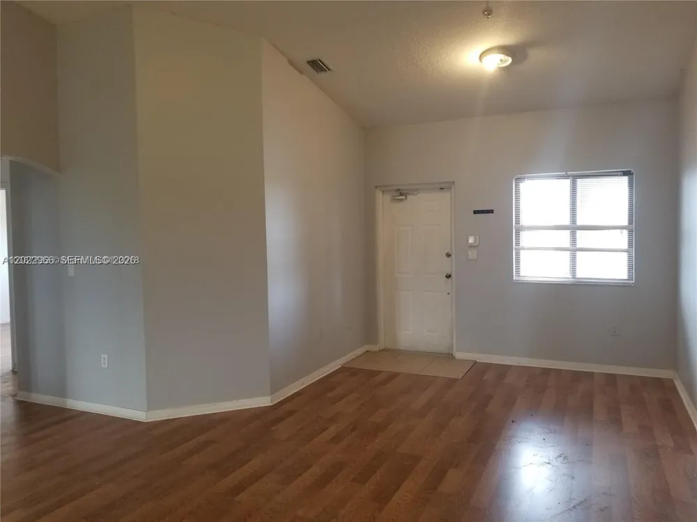 22921 SW 88th Pl #304 Cutler Bay, FL 33190