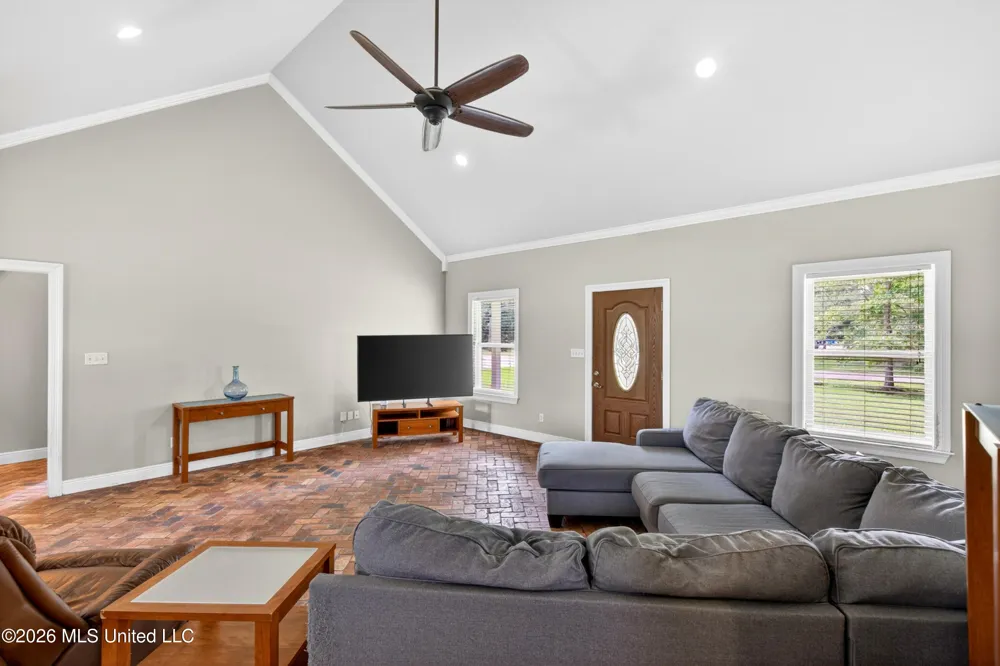 1200 Taranto Street Waveland, MS 39576