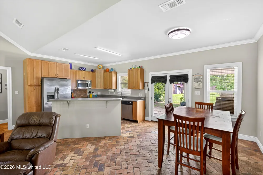 1200 Taranto Street Waveland, MS 39576