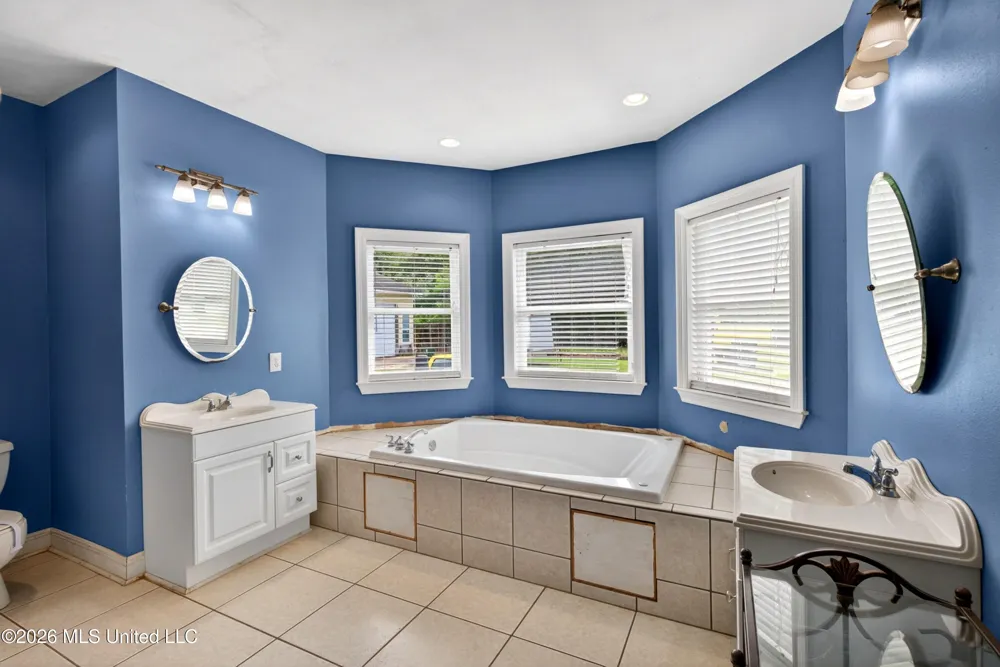 1200 Taranto Street Waveland, MS 39576