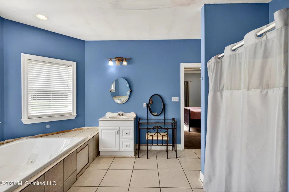1200 Taranto Street Waveland, MS 39576