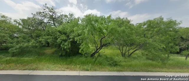 1006 HI CIR W Horseshoe Bay, TX 78657