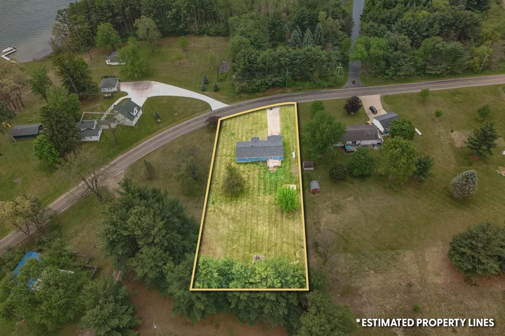1240 E Hastings Lake Road Jonesville, MI 49250