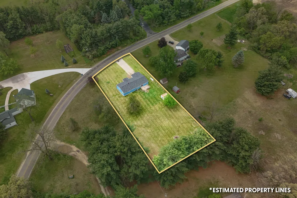 1240 E Hastings Lake Road Jonesville, MI 49250