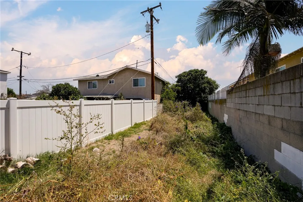 Elmcroft Avenue Artesia, CA 90703