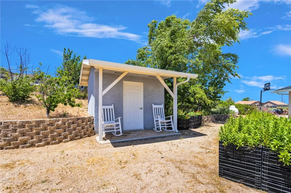 5137 Cygnet Phelan, CA 92371