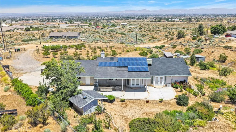 5137 Cygnet Phelan, CA 92371
