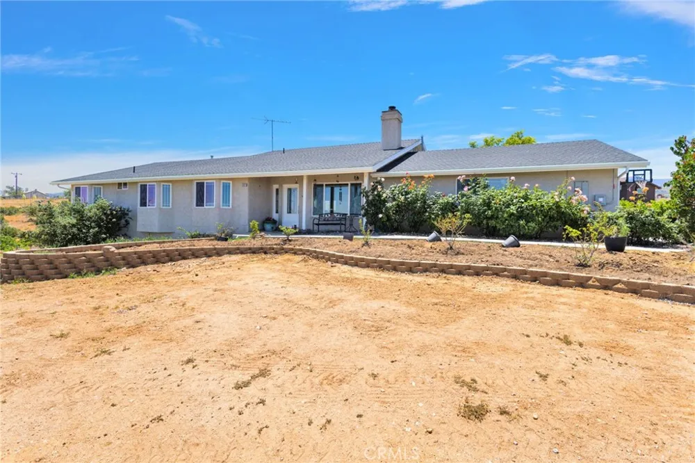 5137 Cygnet Phelan, CA 92371